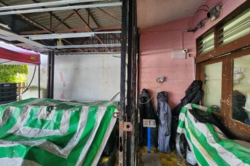 Seksyen 4, Shah Alam