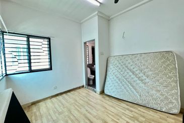 Petunia @ Bandar Bukit Raja