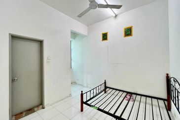 Petunia @ Bandar Bukit Raja