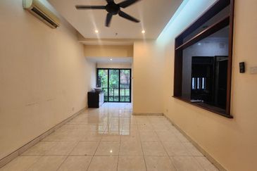 [INTERMEDIATED] Double Storey Superlinked House Jalan Birai Bukit Jelutong Shah Alam