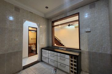 [INTERMEDIATED] Double Storey Superlinked House Jalan Birai Bukit Jelutong Shah Alam