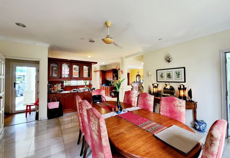 KGSAAS Golf Club, Seksyen 13