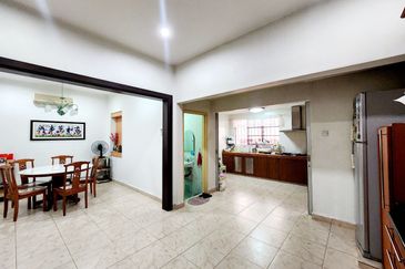 [FULLY EXTENDED] Double Storey Terrace Jalan Adang Bukit Jelutong Shah Alam