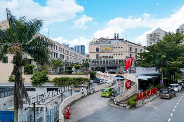 Plaza Damas