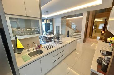 Sejati Residences (Amelia)