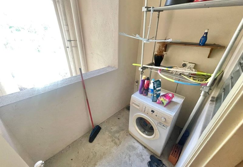 Seri Maya Condominium