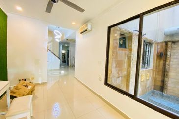 Jalan Tiang Seri U8/73B