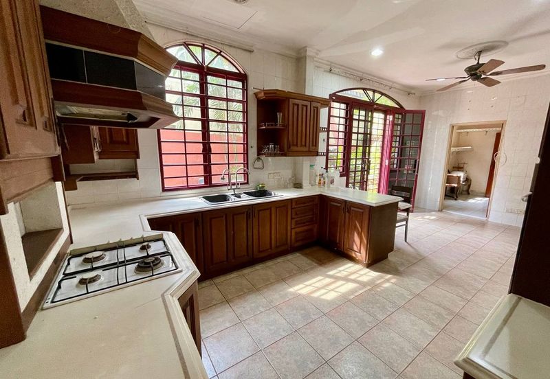 Seksyen 2, Shah Alam