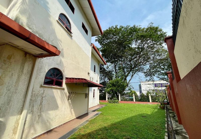 Seksyen 2, Shah Alam