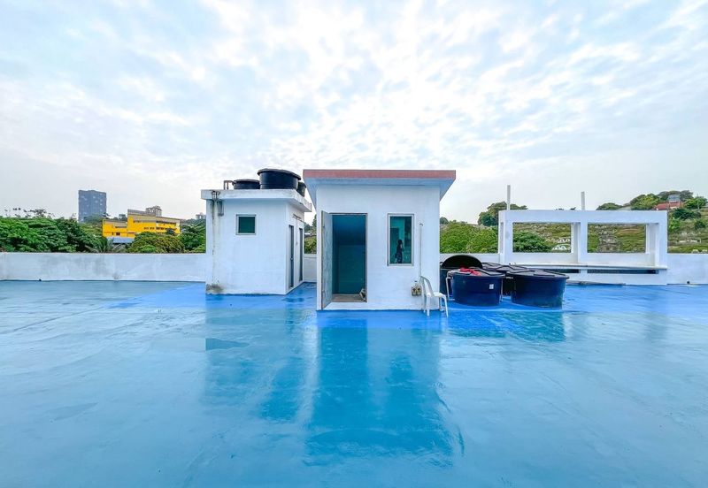 Bandar Tun Razak Business Centre