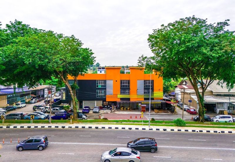 Bandar Tun Razak Business Centre