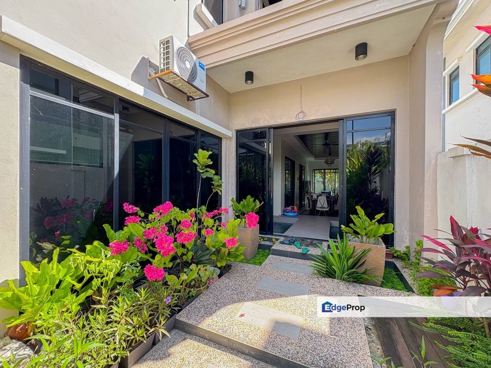 AVANTI RESIDENCES Double Storey Semi-D Seksyen U17 Shah Alam, Selangor, Sungai Buloh