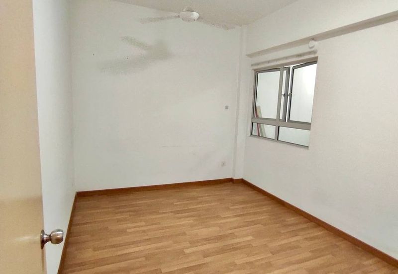 Pangsapuri Jenderam Indah