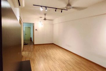 Pangsapuri Jenderam Indah