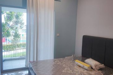 Casa Wood, CyberSouth