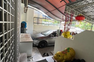 Happy Garden (Taman Gembira)