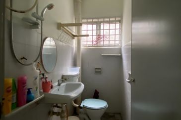 Happy Garden (Taman Gembira)