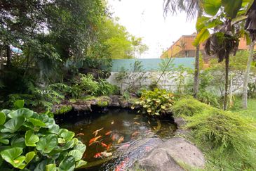 ★★2 Storey Bungalow- Land Size 9903 Sqft! For Sale, Taman Oug★★