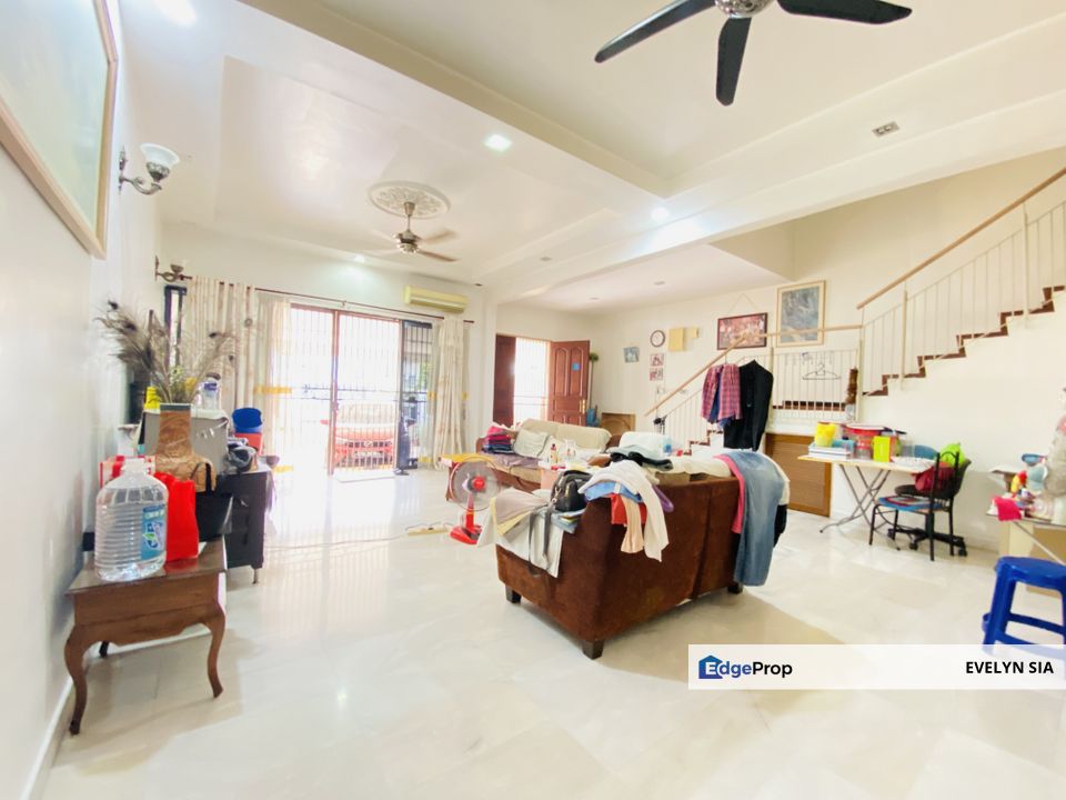 3 Storey Taman Esplanad Superlink House For Sale, Bukit Jalil for Sale