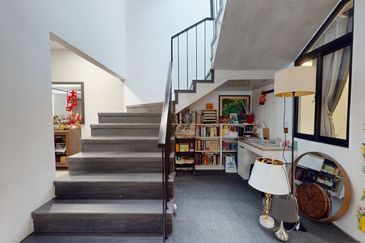 Exclusive! Rare 2-Storey Corner rebuilt modern masterpiece @Taman Desa