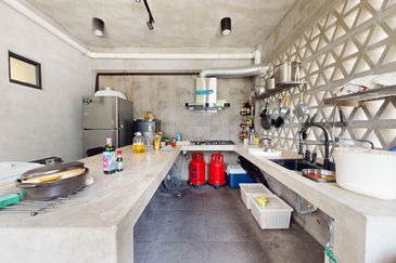 Exclusive! Rare 2-Storey Corner rebuilt modern masterpiece @Taman Desa