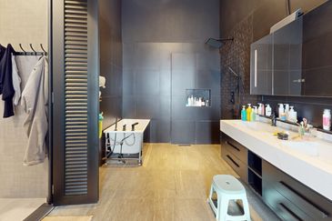 Exclusive! Rare 2-Storey Corner rebuilt modern masterpiece @Taman Desa