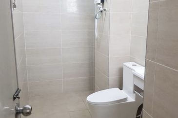 Well-maintained Double Storey Terrace House, Taman Desa