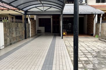 Well-maintained Double Storey Terrace House, Taman Desa