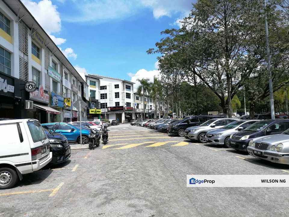 4 storey shop end lot , Kuala Lumpur, Cheras