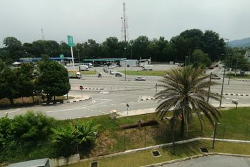 Kiara Plaza