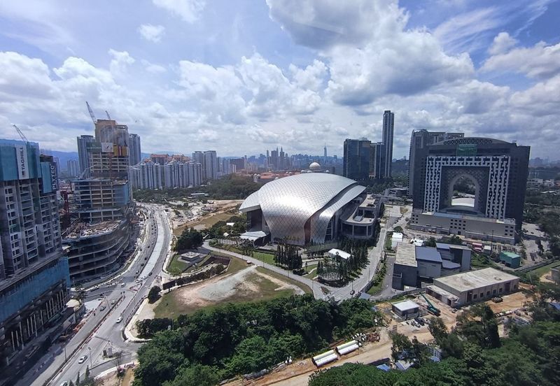 The MET Corporate Towers