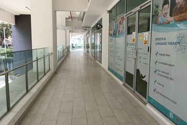 anggun lumayan taasik permaisuri