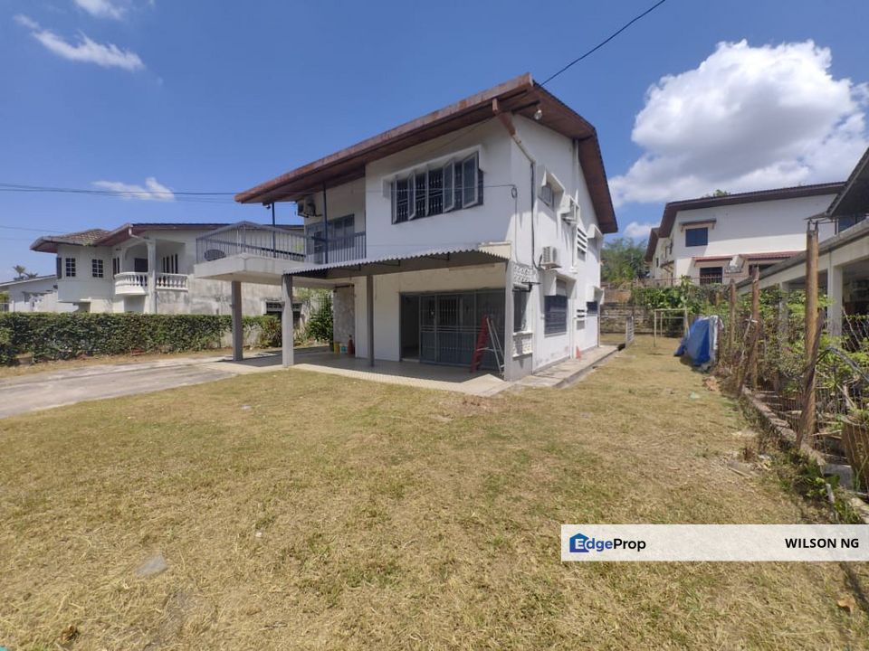 2 storey bungalow ampang jaya newly refurbished , Selangor, Ampang