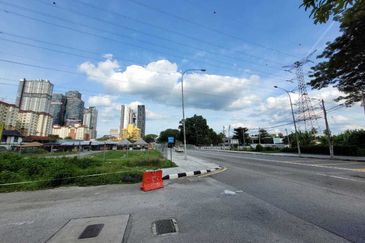 Jalan Ampang, KL City, Facing Main Road, Commercial Land below market