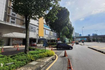 Jalan Ampang, KL City, Facing Main Road, Commercial Land below market