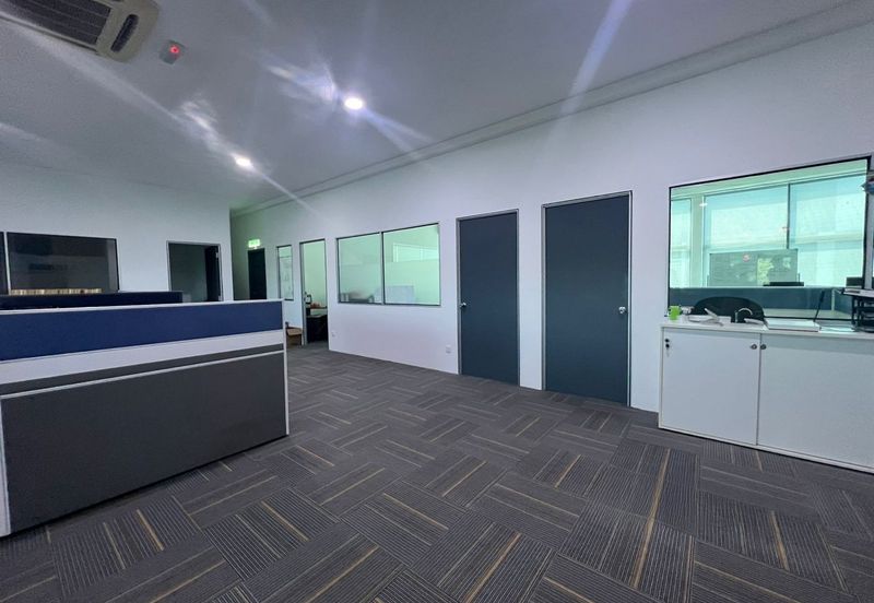 Shah Alam, seksyen 34, Freehold, 2.5 sty link factory with hoist lift