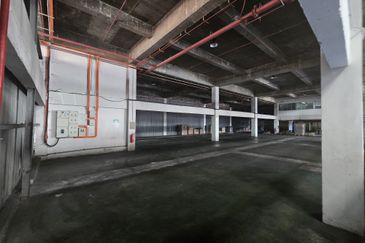 Kawasan Perindustrian Bukit Raja Selatan, Shah Alam, Detached factory / warehouse with 2000amp