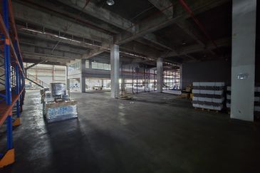 Kawasan Perindustrian Bukit Raja Selatan, Shah Alam, Detached factory / warehouse with 2000amp