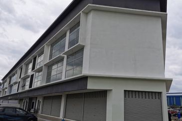 Gravitas industrial Park, Shah alam Seksyen 22, Corner link factory