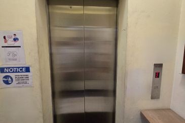 Jalan Bukit Kemuning