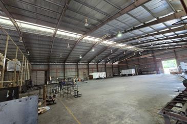 Kawasan Perindustrian Beranang, Detached factory with 1200amp, Heavy industrial zone