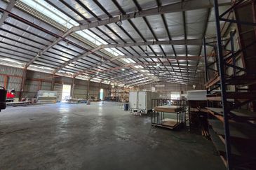 Kawasan Perindustrian Beranang, Detached factory with 1200amp, Heavy industrial zone