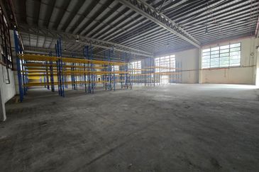 Perindustrian Bandar Baru Bangi, single sty Factory / Warehouse to let