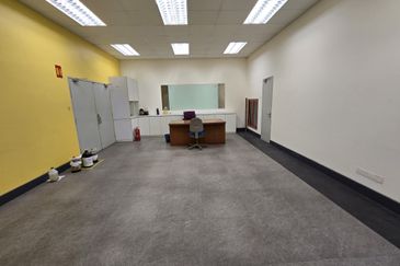 Bukit Jelutong Industrial Park