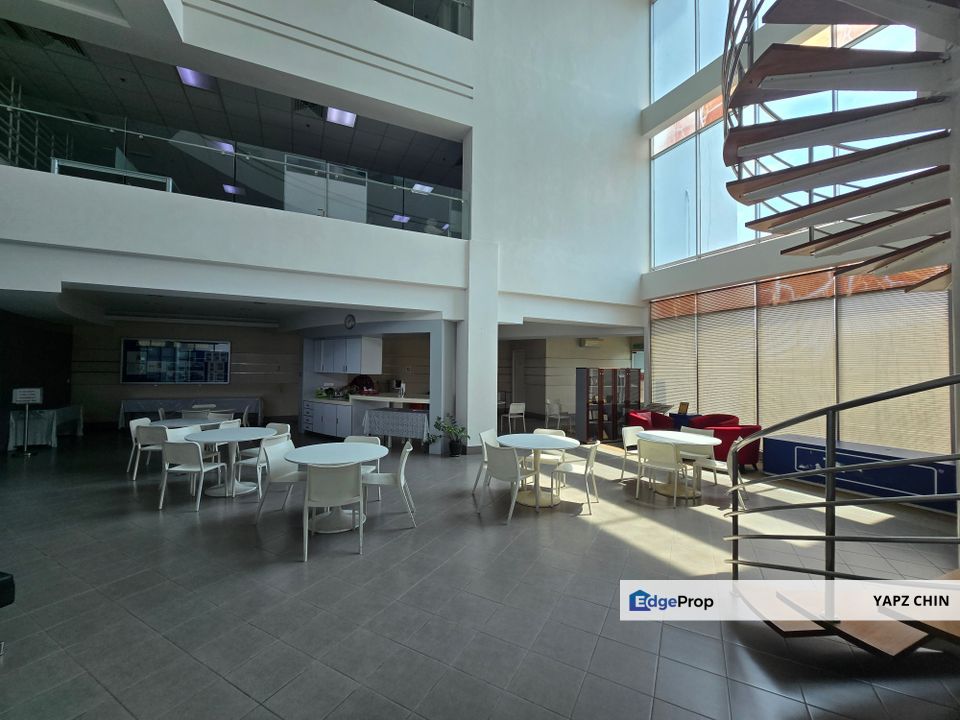 Bukit jelutong U8, Shah Alam Freehold 3 storey detached warehouse with solar, passenger and cargo lift, Selangor, Shah Alam