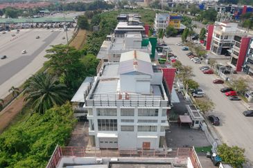 Bukit Jelutong Industrial Park