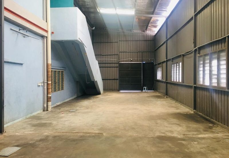 Perindustrian Kinrara, Puchong 2 Sty Detached factory For Sale or Rent