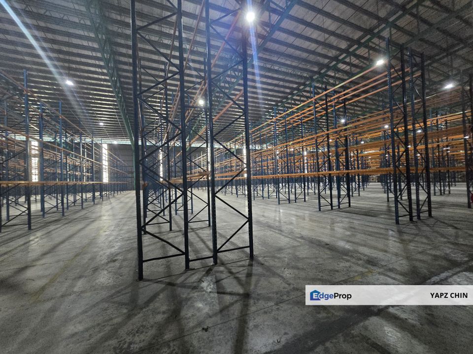 Bukit jelutong U8, Shah alam, Detached Warehouse, 11 acres with cf, Selangor, Shah Alam