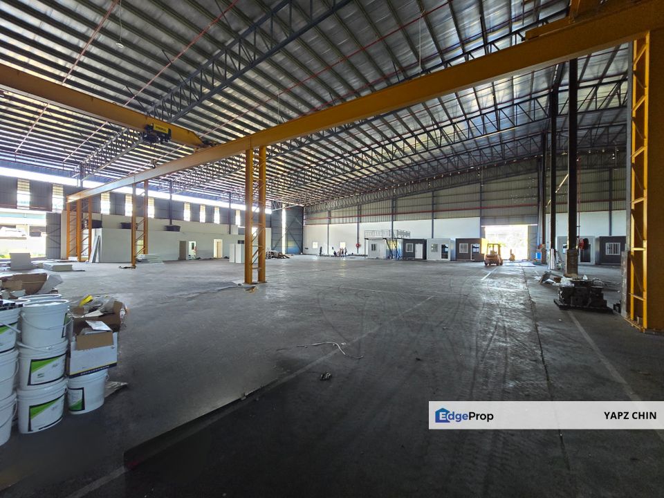 Bukit jelutong U8, Shah alam, Detached Warehouse with cf and overhead, Selangor, Shah Alam
