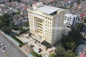 Taipan Business Centre, USJ 10